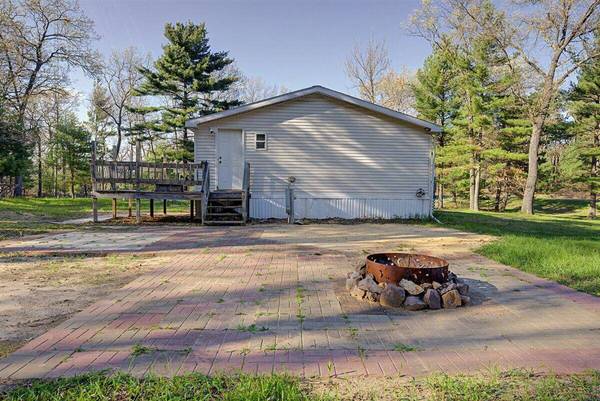 N4507 Potter Rd, Knapp, WI 54666