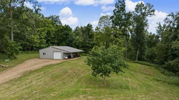 7534 E Hinkst Hollow Rd, Franklin, WI 54665
