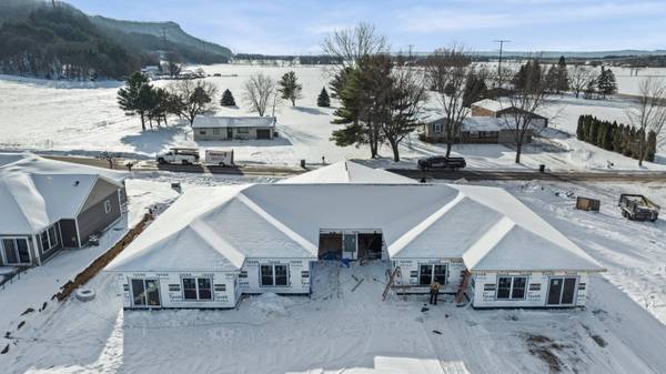 7676 W Castle Mound Rd, Holland, WI 54636