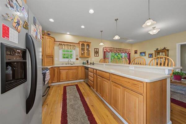 N3290 Russlan Coulee Rd, Barre, WI 54601