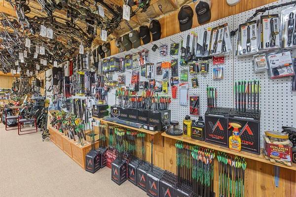 10710 Delaware Ave, Lafayette, WI 54656