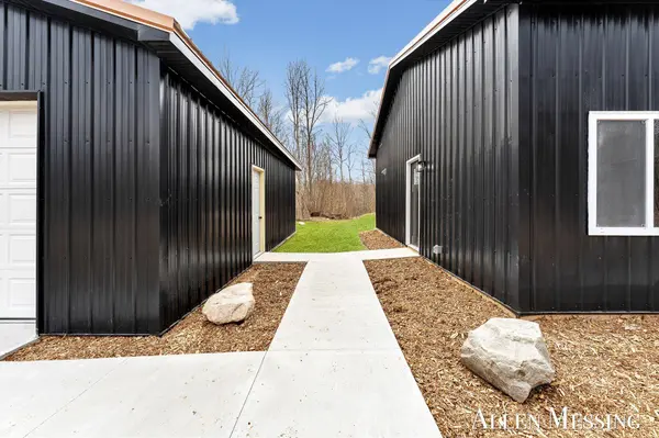 3708 Pine Lane, Saranac, MI 48881