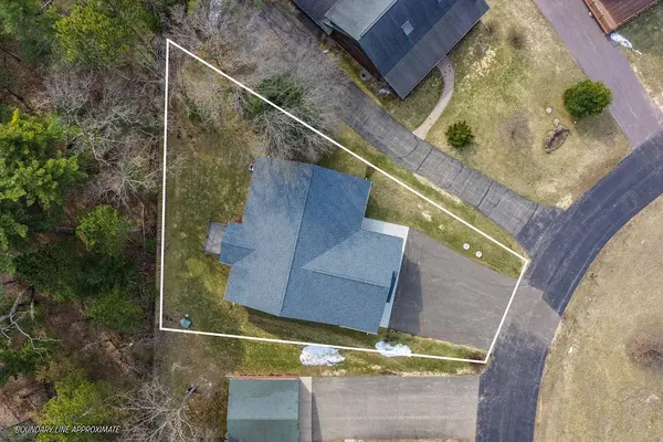 1118 Grand Pines Circle, Wisconsin Dells, WI 53965