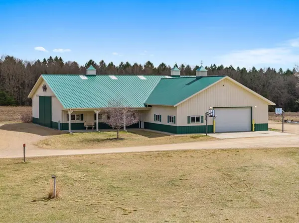 E10059 Block Road, Prairie Du Sac, WI 53578