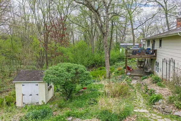 1720 Algonquin Drive, Baraboo, WI 53913