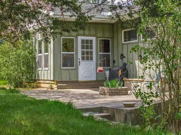 719 Silver Lake Drive, Portage, WI 53901