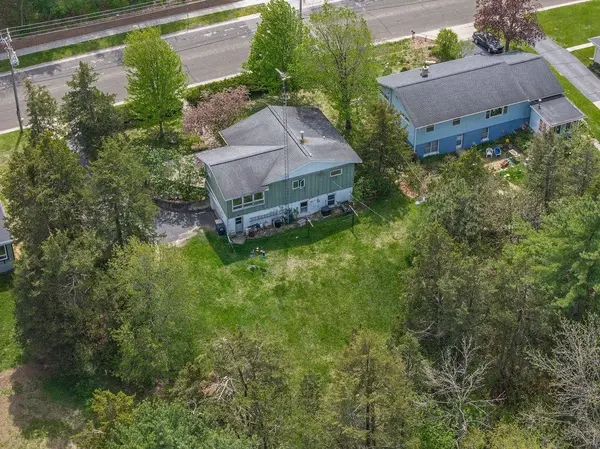719 Silver Lake Drive, Portage, WI 53901