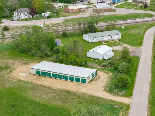 201 Taylor Road, New Lisbon, WI 53950