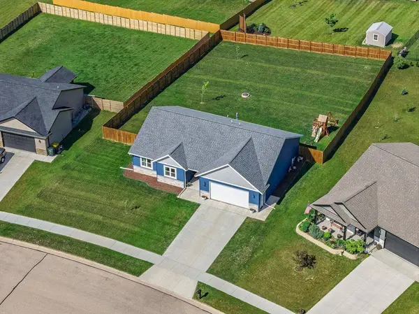 2055 Willow Run, Reedsburg, WI 53959