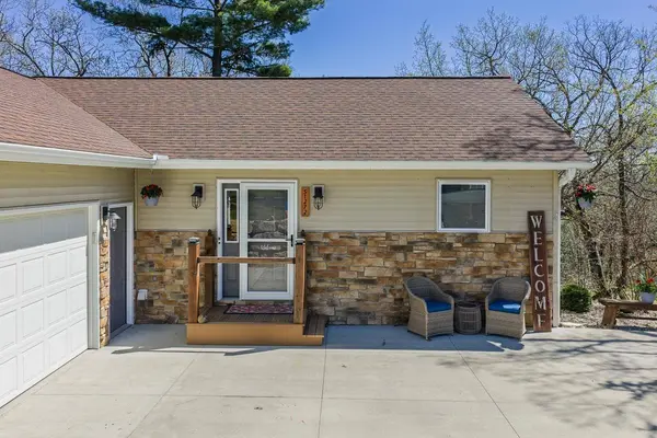 S1272 Lost Oaks Court, Wisconsin Dells, WI 53965