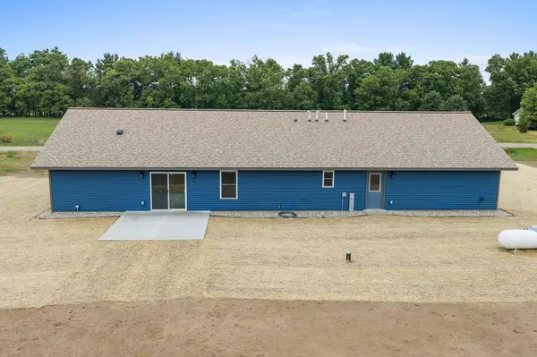 1123 S Gale Lane, Wisconsin Dells, WI 53965