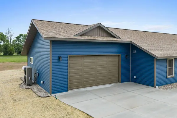 1123 S Gale Lane, Wisconsin Dells, WI 53965