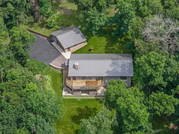 N8720 County Road CX, Portage, WI 53901