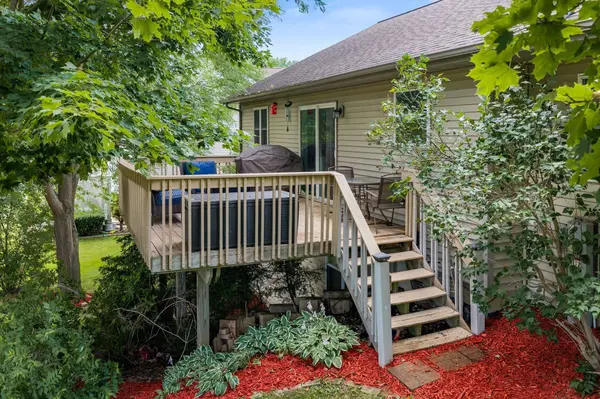 1106 20th Street, Baraboo, WI 53913