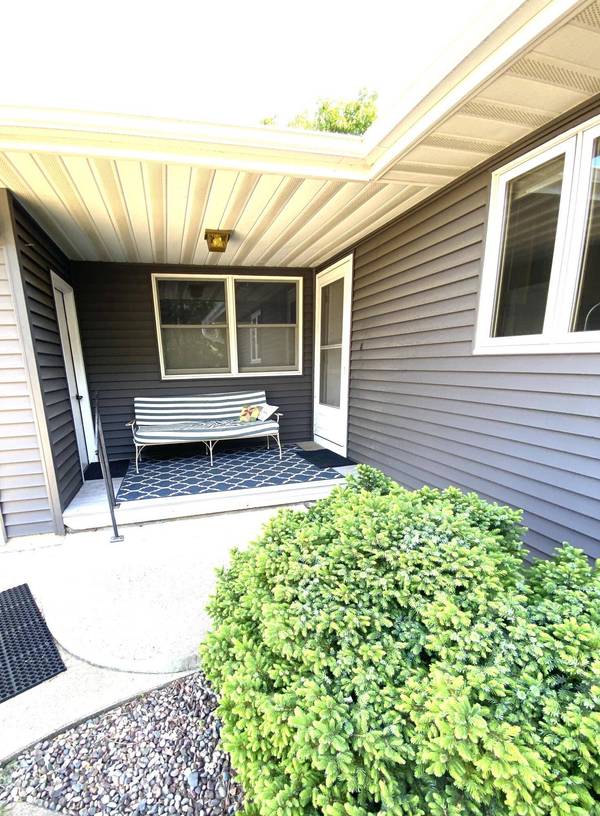 717 Mark St N, West Salem, WI 54669