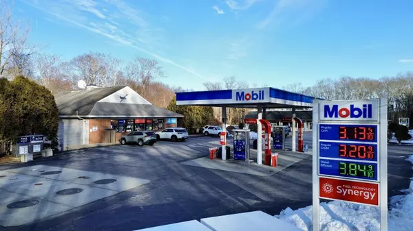 226 Norwich Westerly Road, North Stonington, CT 06359