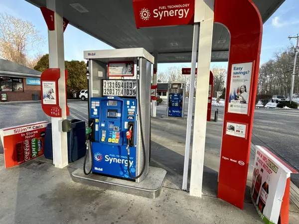 226 Norwich Westerly Road, North Stonington, CT 06359