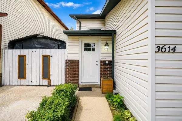 3614 39 ST NE, Calgary, AB T1Y 5H6