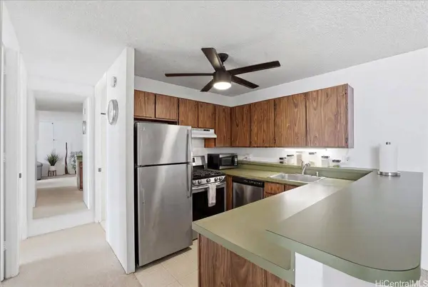 2452 Tusitala ST #1802, Honolulu, HI 96815