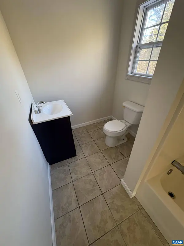 1654 FARLEY PARK RD, Church View, VA 23032