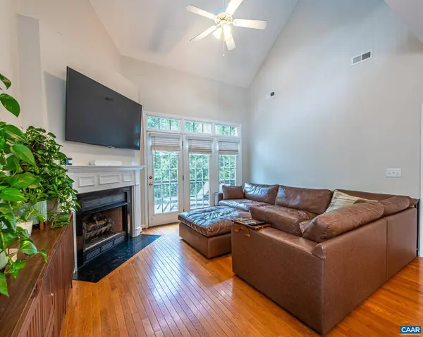 1321 STONEY RIDGE RD, Charlottesville, VA 22902