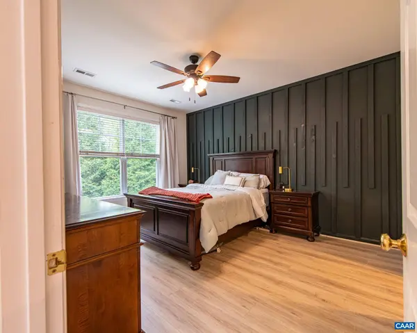1321 STONEY RIDGE RD, Charlottesville, VA 22902
