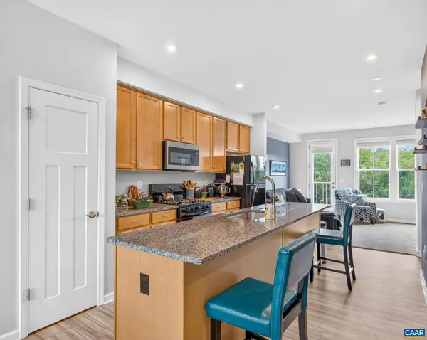 4118 DAUPHIN DR, Charlottesville, VA 22902
