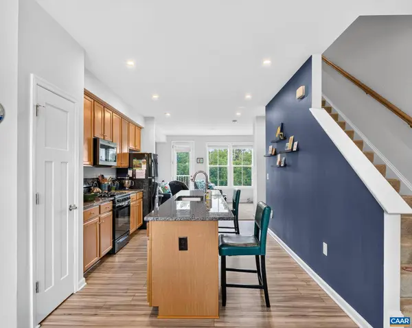 4118 DAUPHIN DR, Charlottesville, VA 22902