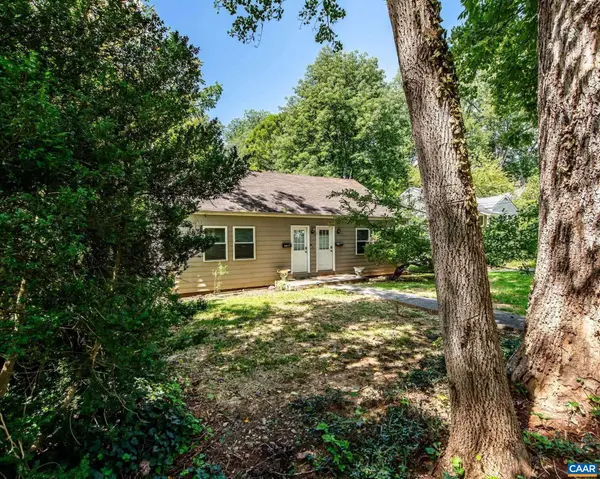2525 WOODLAND DR #A&B, Charlottesville, VA 22903