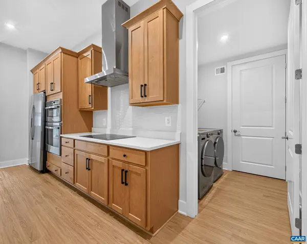 1637 KOCH CT, Charlottesville, VA 22911