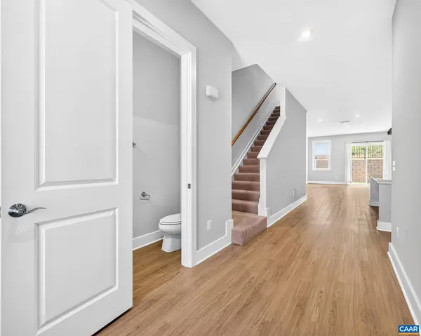 1637 KOCH CT, Charlottesville, VA 22911