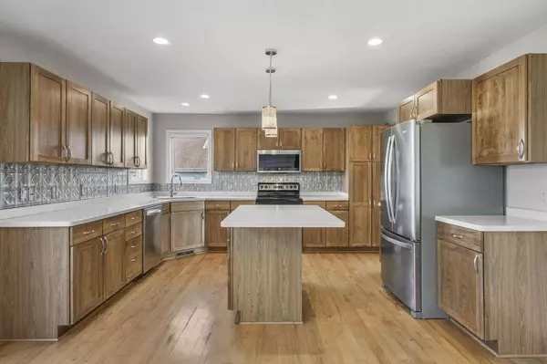 5734 Rosslare Lane, Fitchburg, WI 53711