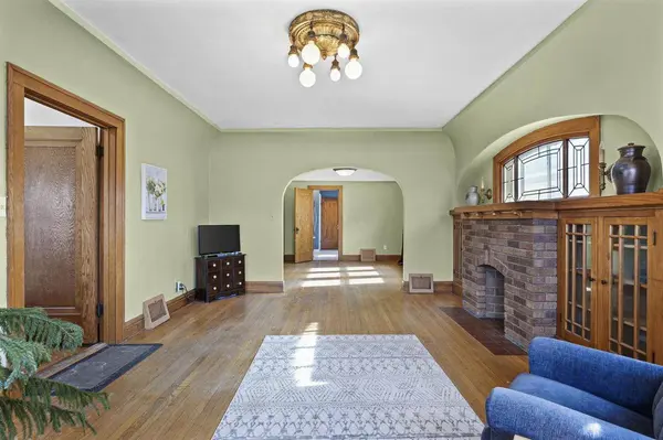 1433 Spaight Street, Madison, WI 53703