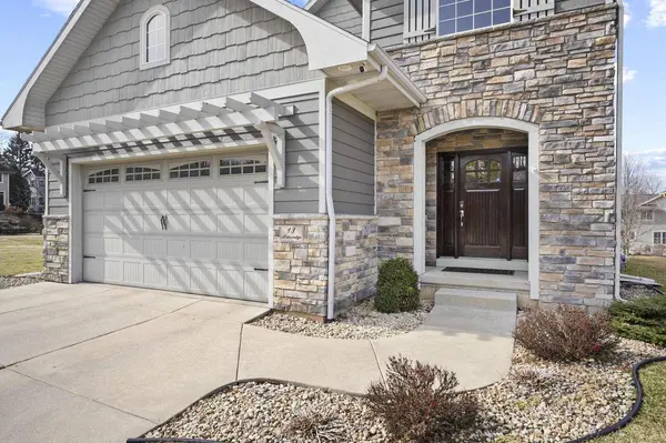 13 Arboredge Way, Fitchburg, WI 53711