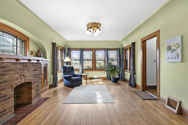 1433 Spaight Street, Madison, WI 53703