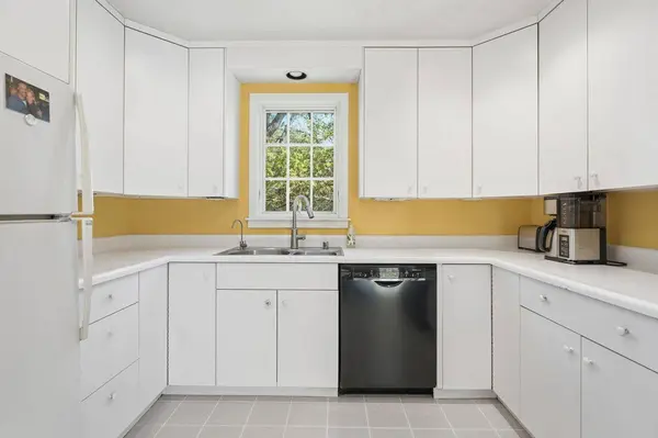 5717 Cedar Place, Madison, WI 53705