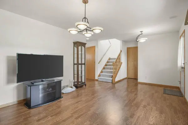 1565 Okeeffe Avenue, Sun Prairie, WI 53590