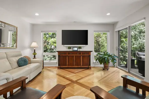 3937 Regent Street, Madison, WI 53705