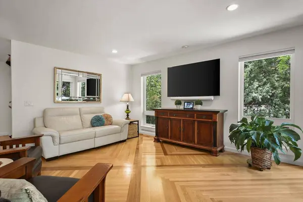 3937 Regent Street, Madison, WI 53705