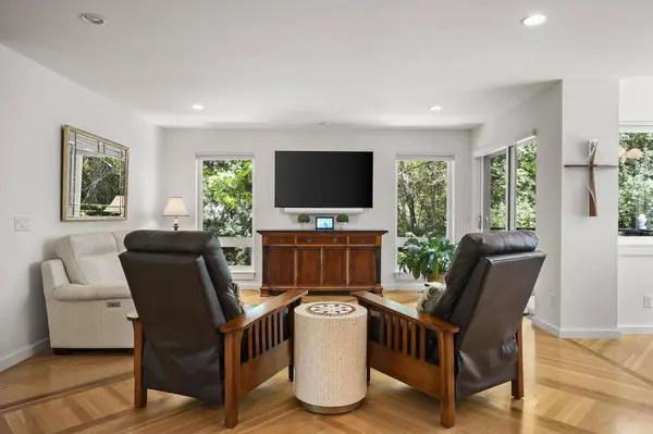 3937 Regent Street, Madison, WI 53705