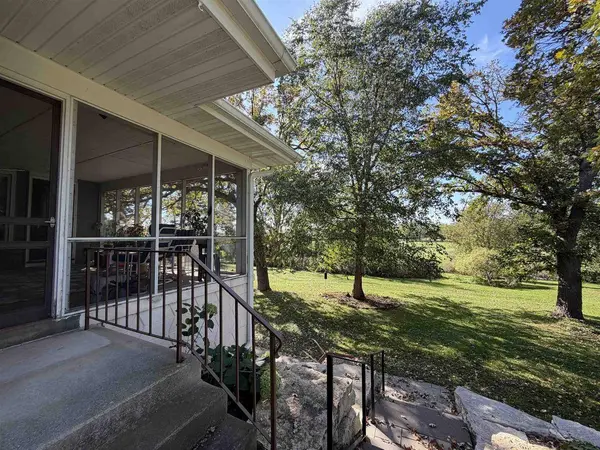 6625 S Oak Lane, Windsor, WI 53598