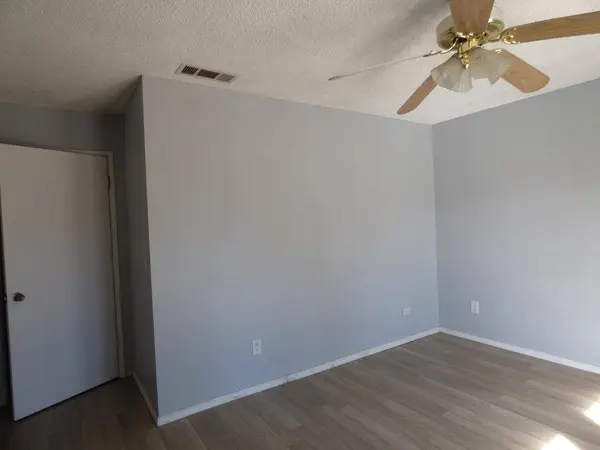 5850 E Ramona AVE, Fresno, CA 93727