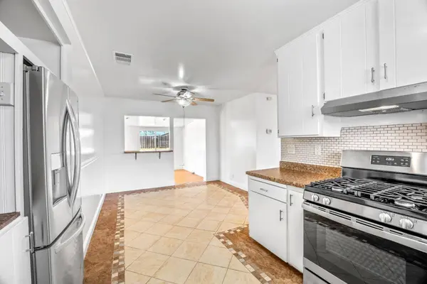 285 Kelton DR, Salinas, CA 93906