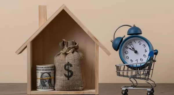 feature image of The Top 2 Things Homeowners Need To Know Before Selling