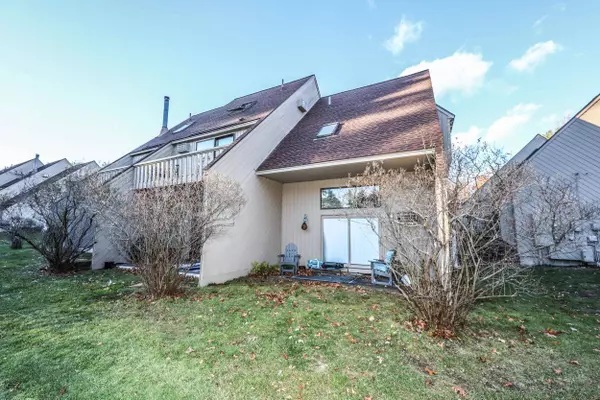 10 Pimlico CT, Bedford, NH 03110