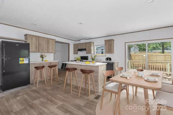 536 Lincoln View RD, Lincolnton, NC 28092