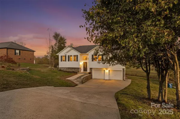 4786 Thoreau DR, Conover, NC 28613