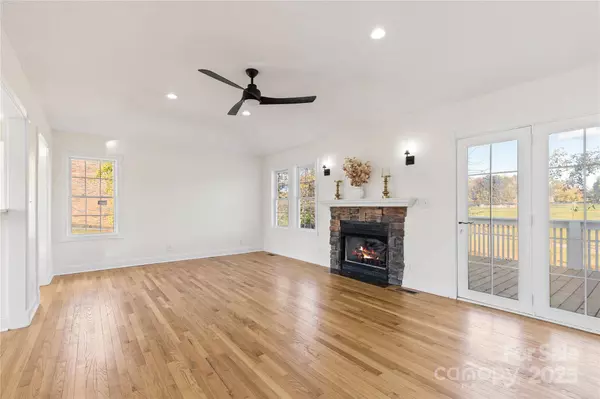 4786 Thoreau DR, Conover, NC 28613