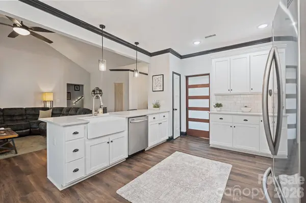 15 Emerson CT, Taylorsville, NC 28681