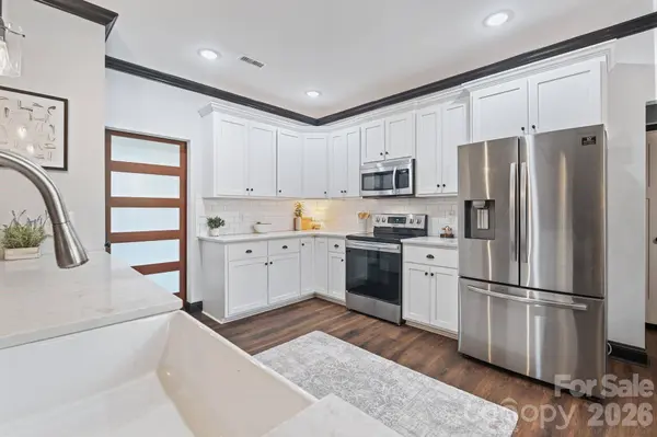 15 Emerson CT, Taylorsville, NC 28681